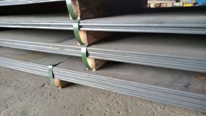 PLAT KAPAL